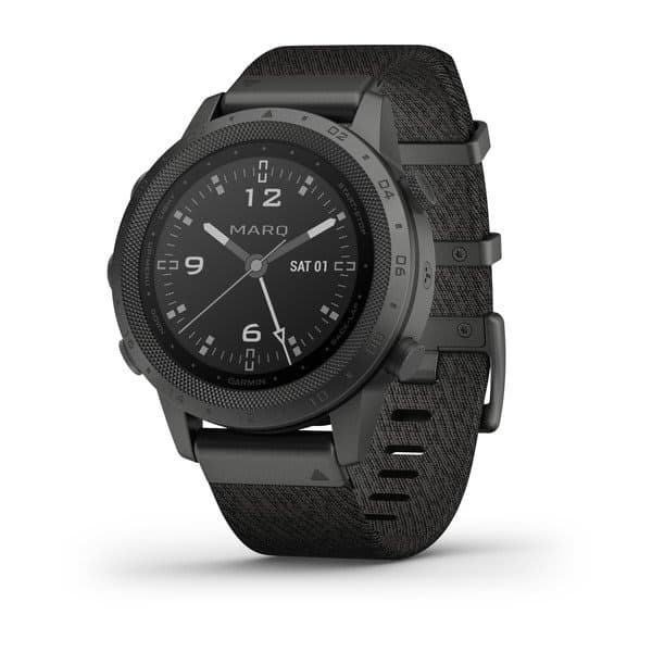 Garmin MARQ® Commander — case dimensions and design